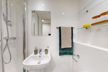 1 bed studio, 1 Portswood Road, Inner Avenue, Southampton, SO173BD - Image 3